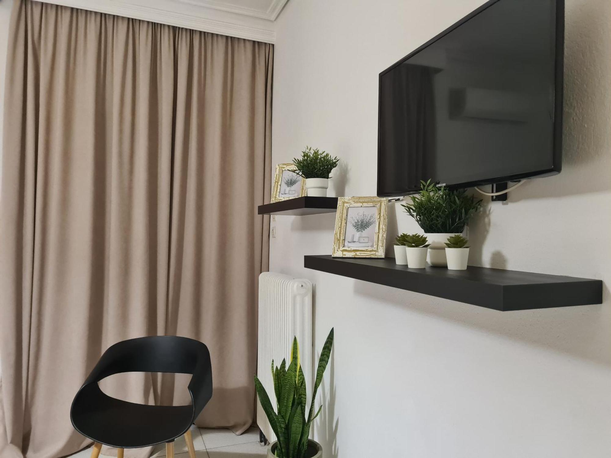 Apartment In The Heart Of The City 3 ラリサ エクステリア 写真